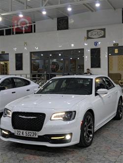 کرایسلەر 300